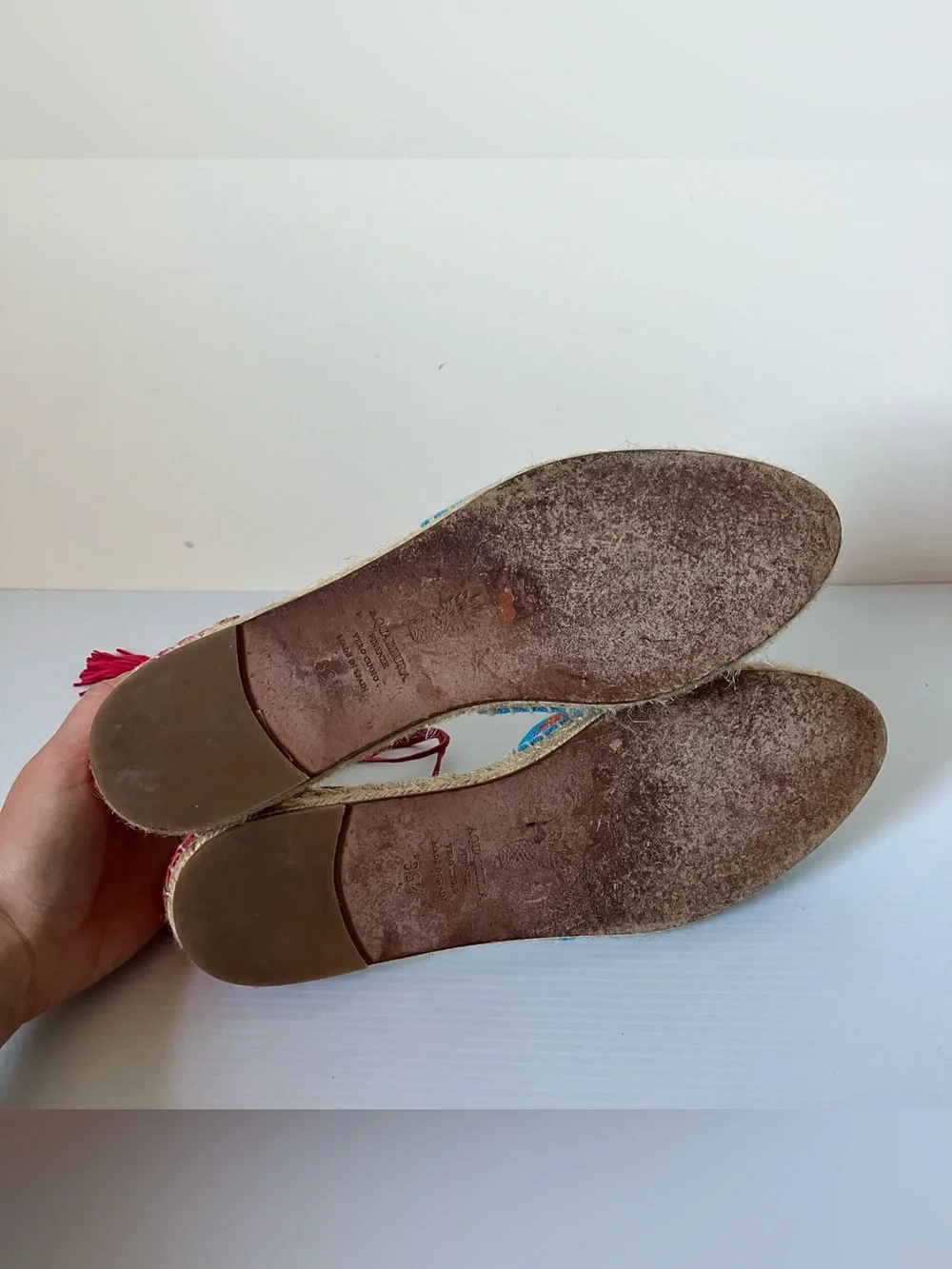 Aquazzura Colorful Beaded Lace-Up Espadrilles Embroidered Resort Flats size 39.5